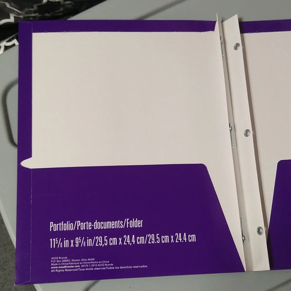 ✨10/$10✨ ~ Mead Five Star Paper Pocket & Prong Folder